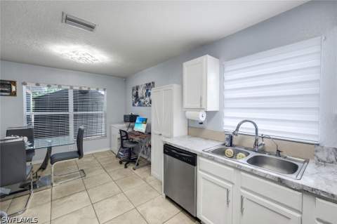 438 Willowbrook Dr, Lehigh Acres FL - photo 10 of 25