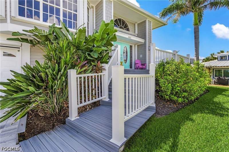 4 bedroom SingleFamilyResidence at 3681 San Carlos Dr, Bayview Acres, St James City — photo 3