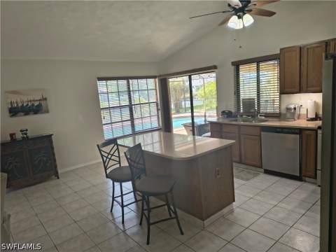 2306 SE 8th St, Cape Coral FL - photo 6 of 38