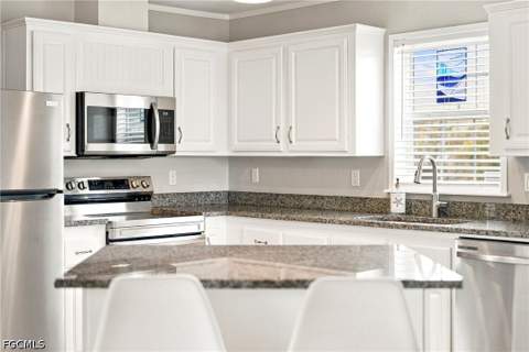 5520 Rainbow Dr, Bokeelia FL - photo 6 of 28