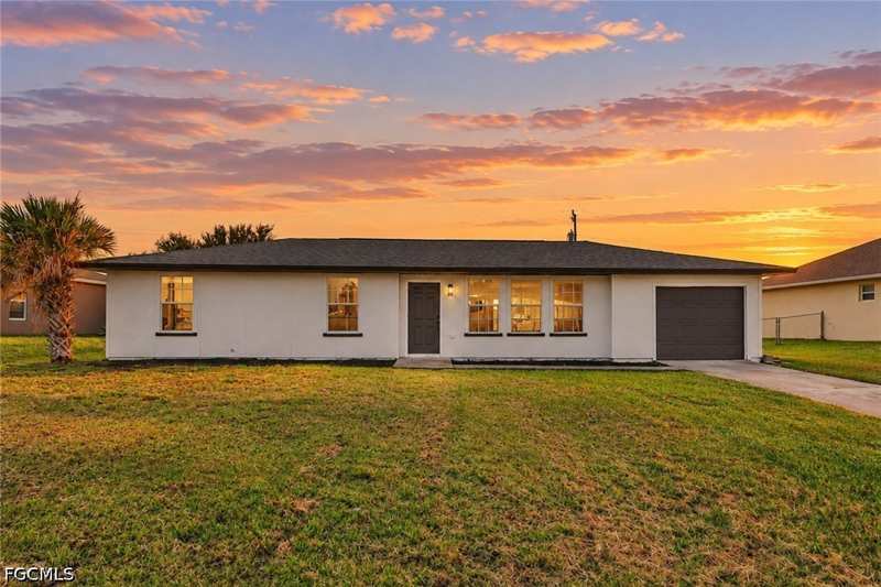 4 bedroom SingleFamilyResidence at 2028 NE 17th Pl, Cape Coral, Cape Coral — photo 1