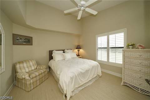 9201 Old Hickory Cir, Fort Myers FL - photo 11 of 53