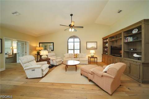 9201 Old Hickory Cir, Fort Myers FL - photo 21 of 53