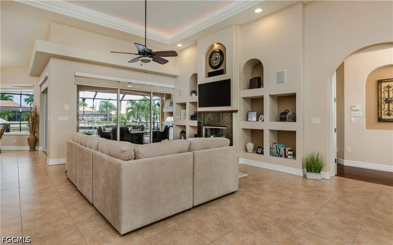 3 bedroom SingleFamilyResidence at 5426 SW 24th Pl, Cape Coral, Cape Coral — photo 3