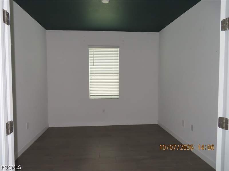 3 bedroom SingleFamilyResidence at 17401 Walnut Run Dr, Country Club, Alva — photo 5