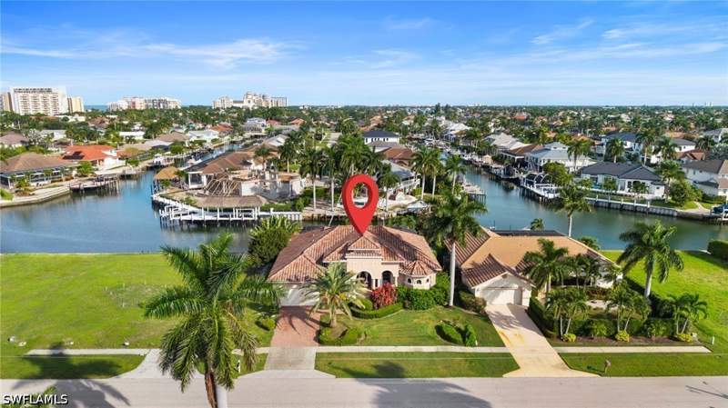 3 bedroom SingleFamilyResidence at 879 Banyan Ct, Marco Island, Marco Island — photo 5