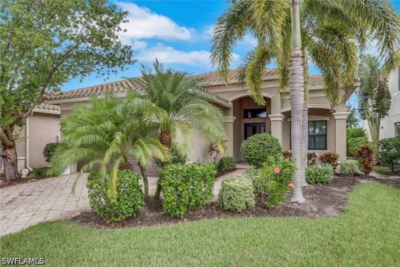 2 bedroom SingleFamilyResidence at 2862 Cinnamon Bay Cir, Riverstone, Naples — photo 1