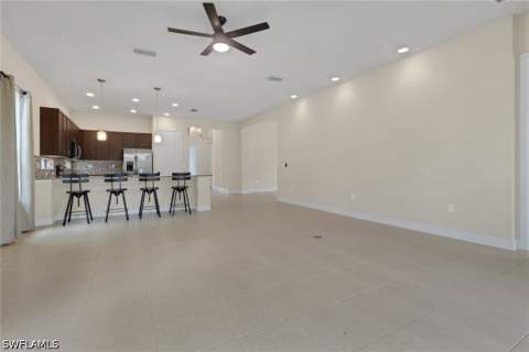 2862 Cinnamon Bay Cir, Naples FL - photo 10 of 38