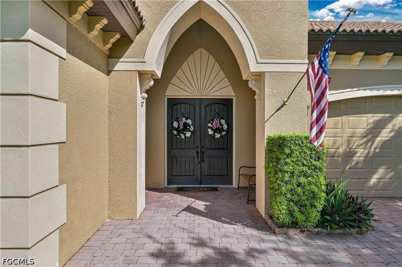 4 bedroom SingleFamilyResidence at 12567 Grandezza Cir, Savona, Estero — photo 3