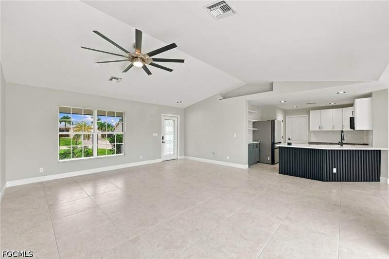 3 bedroom SingleFamilyResidence at 1230 NW 14th Ave, Cape Coral, Cape Coral — photo 3