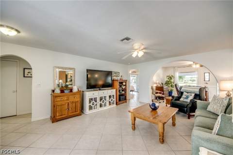930 E Archer Pkwy, Cape Coral FL - photo 9 of 60