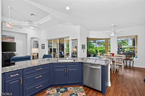 16107 Coco Hammock Way, Fort Myers FL - photo 6 of 44