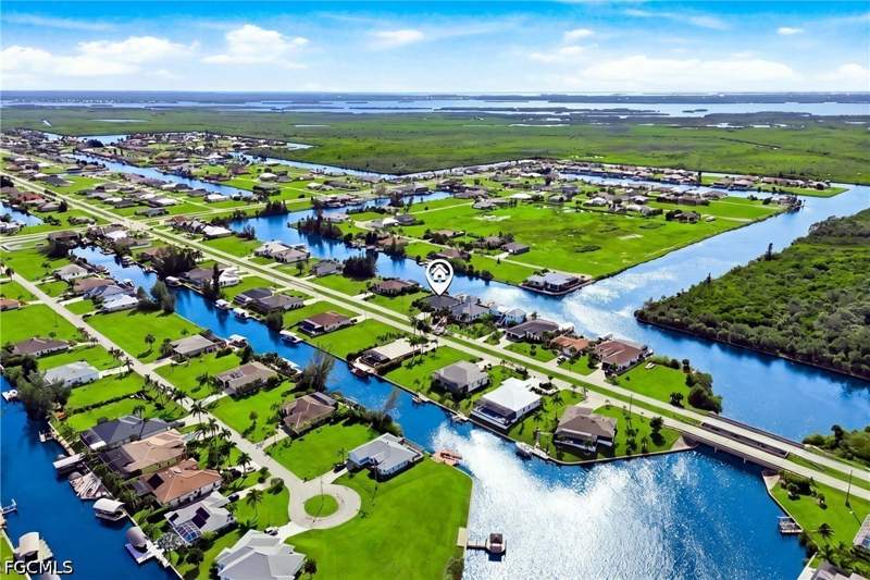 3 bedroom SingleFamilyResidence at 1726 Old Burnt Store Rd N, Cape Coral, Cape Coral — photo 4