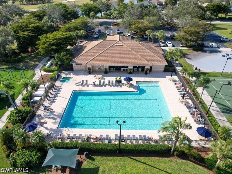 3 bedroom SingleFamilyResidence at 21229 Waymouth Run, Stoneybrook, Estero — photo 4