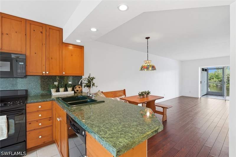 2 bedroom Condominium at 1355 Mainsail Dr 1503, Mainsail, Naples — photo 3