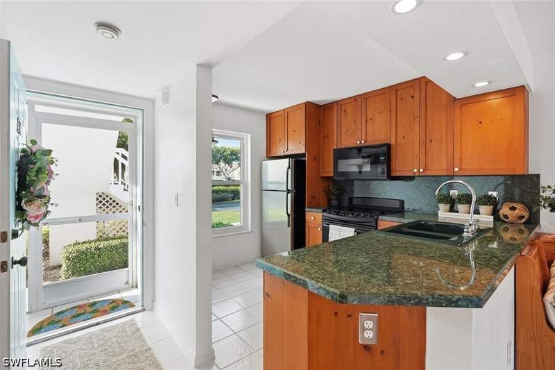2 bedroom Condominium at 1355 Mainsail Dr 1503, Mainsail, Naples — photo 5