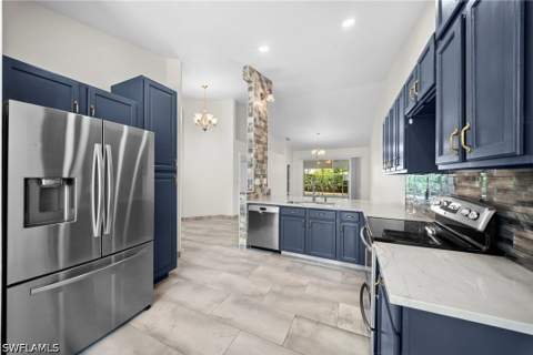 7021 Lone Oak Blvd, Naples FL - photo 6 of 42