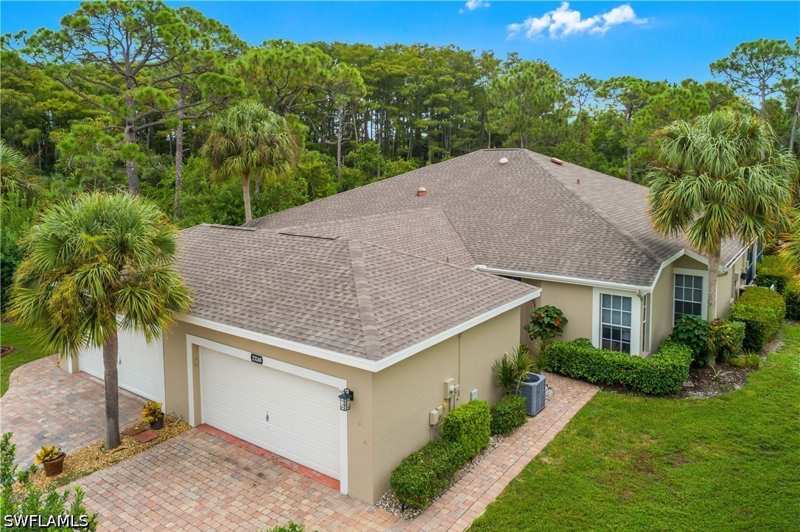 3 bedroom Attached at 23240 Grassy Pine Dr, Marsh Landing, Estero — photo 1