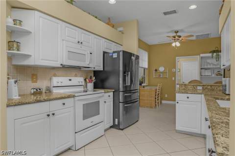 23240 Grassy Pine Dr, Estero FL - photo 10 of 42