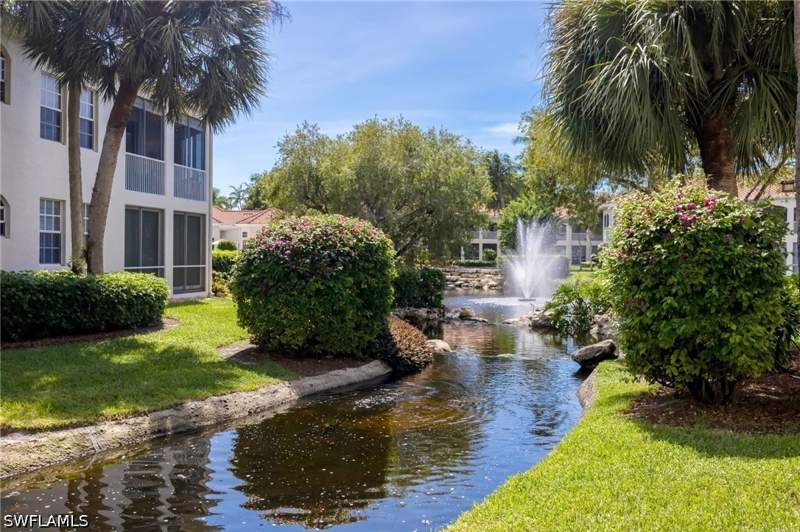 2 bedroom Condominium at 800 L Ambiance Cir 101, L'Ambiance, Naples — photo 2