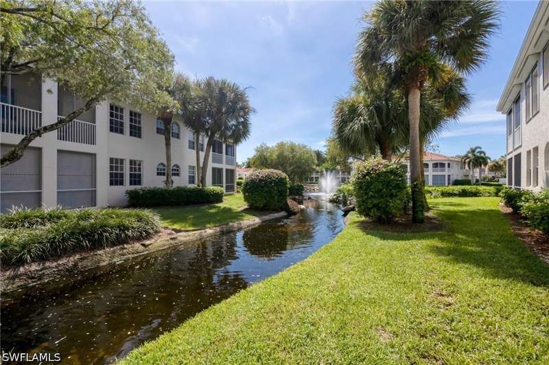 2 bedroom Condominium at 800 L Ambiance Cir 101, L'Ambiance, Naples — photo 4