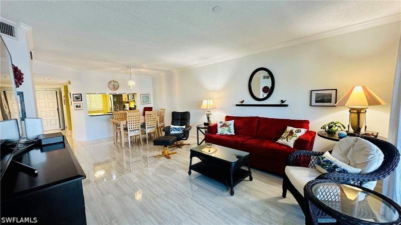 3 bedroom Condominium at 7824 Emerald Cir 104, Villages At Emerald Lakes, Naples — photo 4
