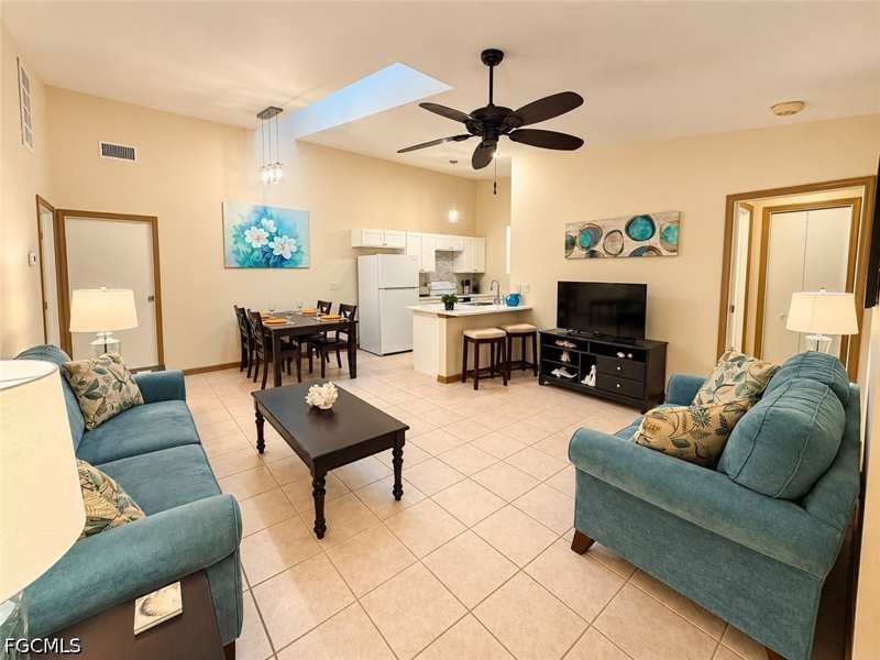2 bedroom Attached at 5120 SW Courtyards Ct 89, Courtyards Of Cape Coral South, Cape Coral — photo 1