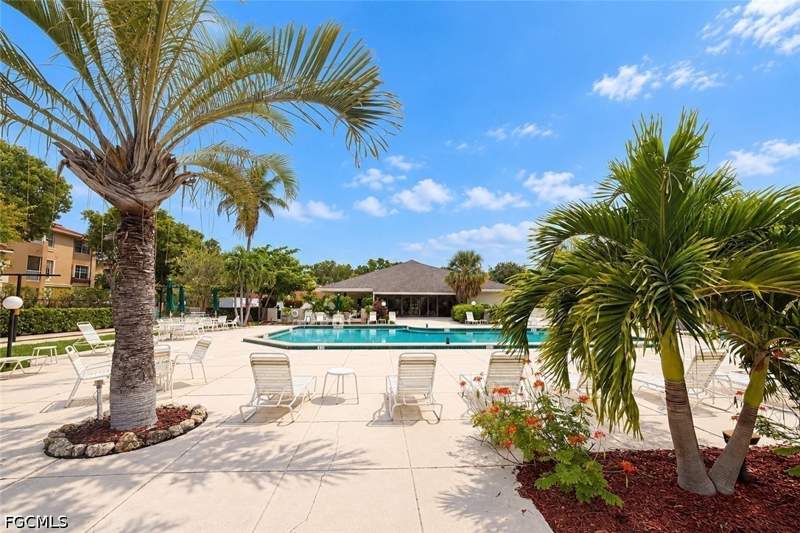2 bedroom Attached at 5120 SW Courtyards Ct 89, Courtyards Of Cape Coral South, Cape Coral — photo 2