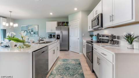 8009 Sandalwood Cir, Labelle FL - photo 7 of 15