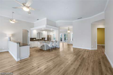 4362 Queen Elizabeth Way, Naples FL - photo 12 of 44