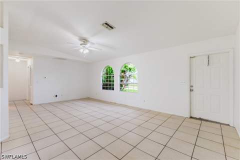 2139 NE 28th St, Cape Coral FL - photo 9 of 27