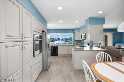 1763 Wavecrest Ct, Marco Island FL - photo 8 of 45