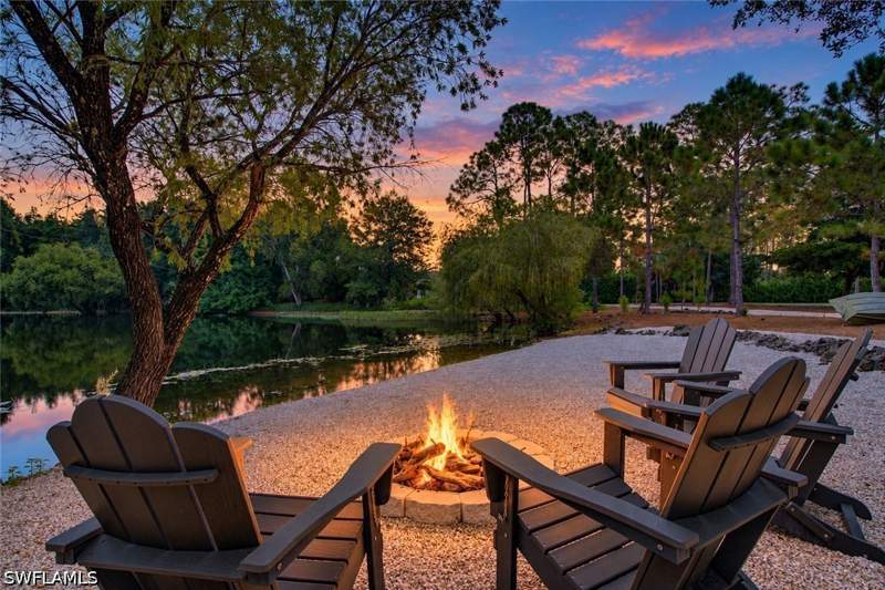 4 bedroom SingleFamilyResidence at 5710 Autumn Oaks Ln, Oakes Estates, Naples — photo 3