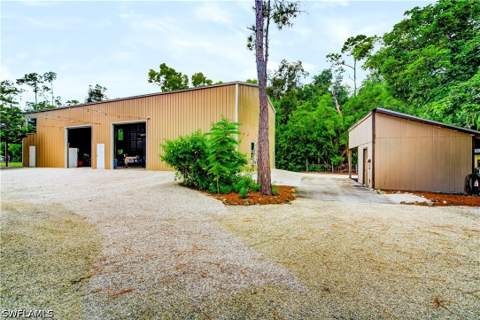 5710 Autumn Oaks Ln, Naples FL - photo 6 of 48