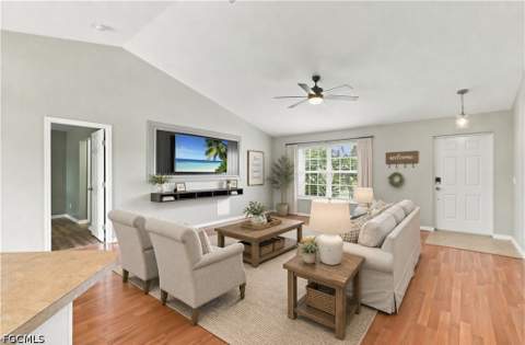 304 NE 20th Ter, Cape Coral FL - photo 7 of 36