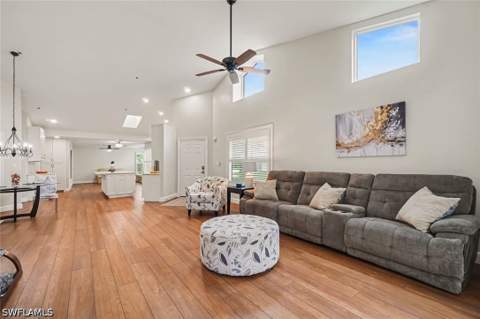 579 Park Shore Dr W I1, Naples FL - photo 12 of 38