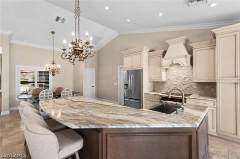 428 Persian Ct, Marco Island FL - photo 10 of 48