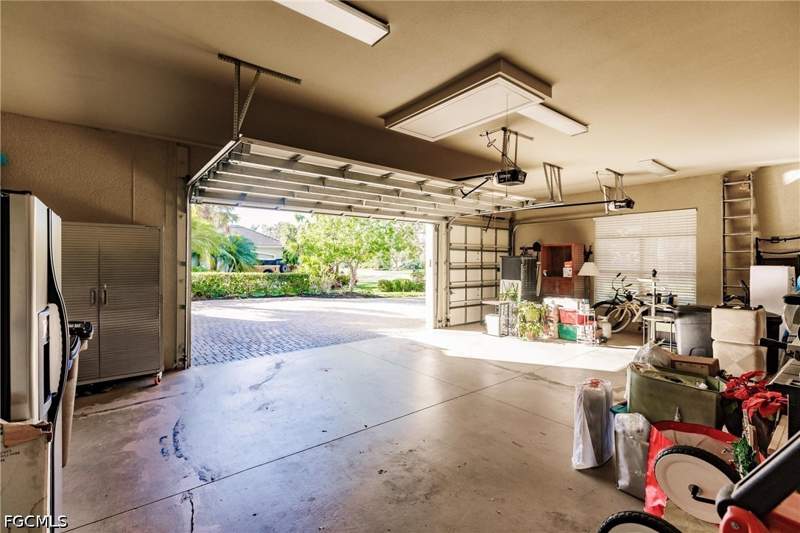 3 bedroom SingleFamilyResidence at 3200 Cypress Marsh Dr, Cypress Marsh, Fort Myers — photo 4
