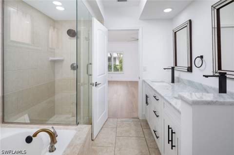 764 Willowbrook Dr 1106, Naples FL - photo 12 of 24
