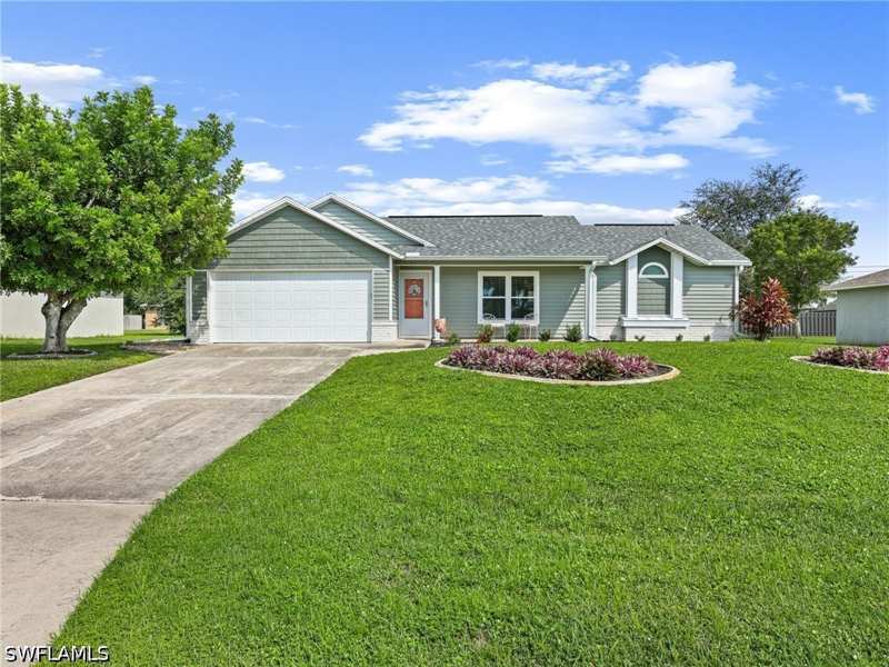 3 bedroom SingleFamilyResidence at 27 NE 9th Pl, Cape Coral, Cape Coral — photo 1