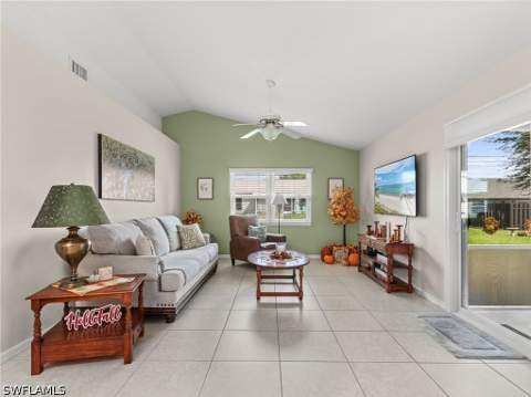 27 NE 9th Pl, Cape Coral FL - photo 8 of 37
