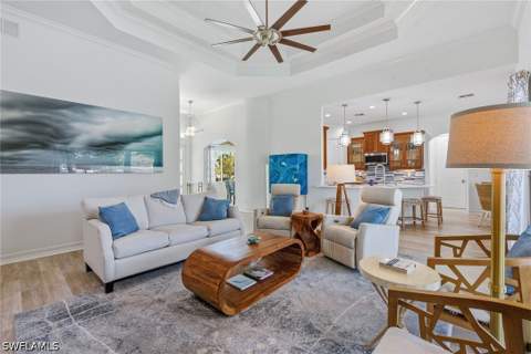 366 Grapewood Ct, Marco Island FL - photo 7 of 44