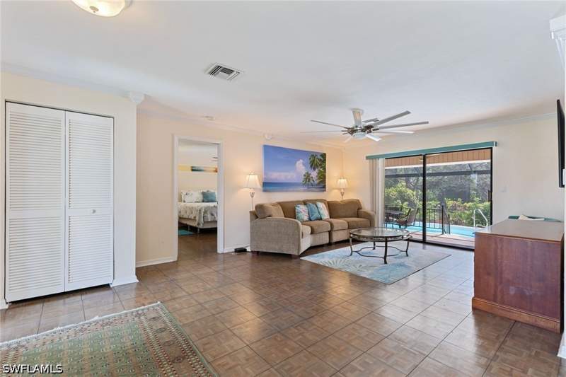 3 bedroom SingleFamilyResidence at 1333 Jamaica Rd, Marco Island, Marco Island — photo 5