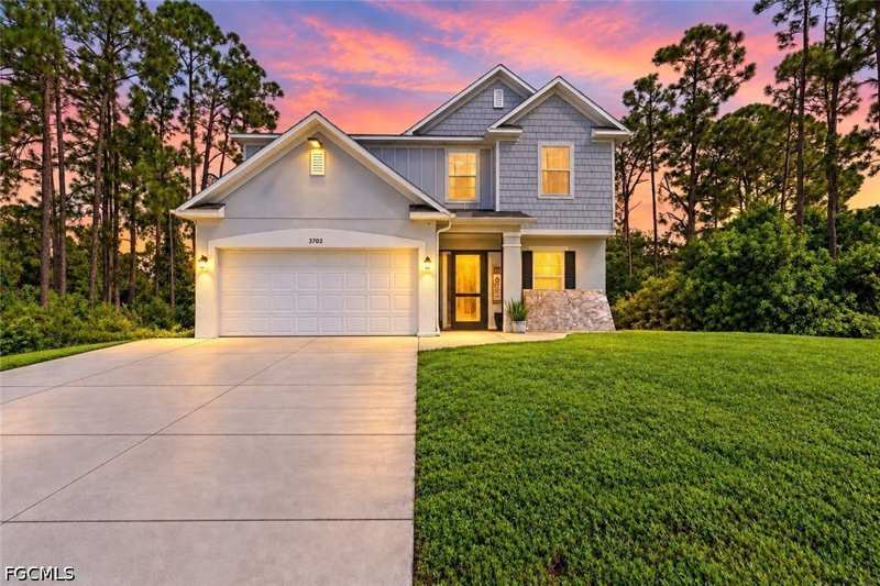 3 bedroom SingleFamilyResidence at 3702 3rd St SW, Lehigh Acres, Lehigh Acres — photo 1