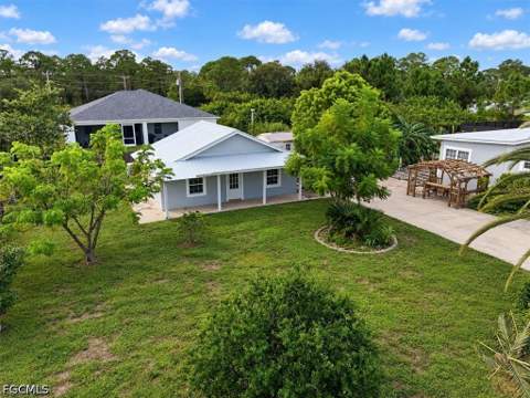 4702 Olive Ave S, Lehigh Acres FL - photo 11 of 34