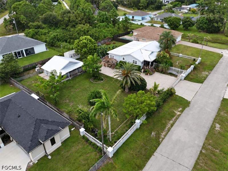 4 bedroom SingleFamilyResidence at 4702 Olive Ave S, Lehigh Acres, Lehigh Acres — photo 4