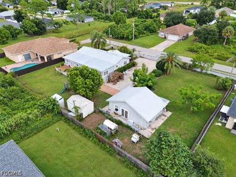 4702 Olive Ave S, Lehigh Acres FL - photo 6 of 34