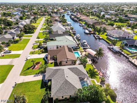 1506 SW 52nd Ln, Cape Coral FL - photo 6 of 51