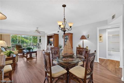 6945 Dennis Cir 203, Naples FL - photo 7 of 38