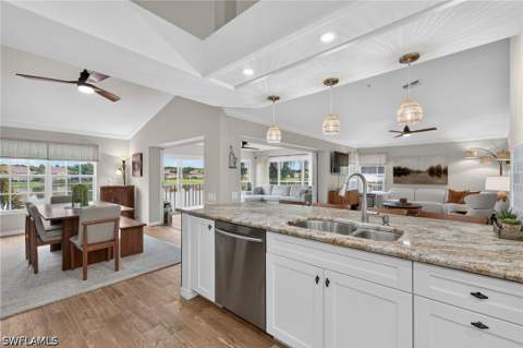 13936 Southampton Dr 3904, Bonita Springs FL - photo 10 of 41